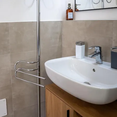 Guesthost - Ravenna Bright & Renewed Villino * Punta Marina