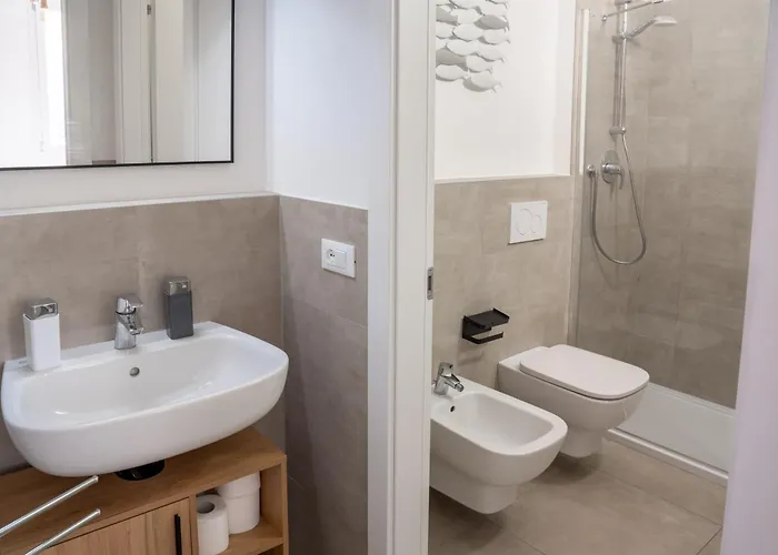 빌라 Guesthost - Ravenna Bright & Renewed Villino *