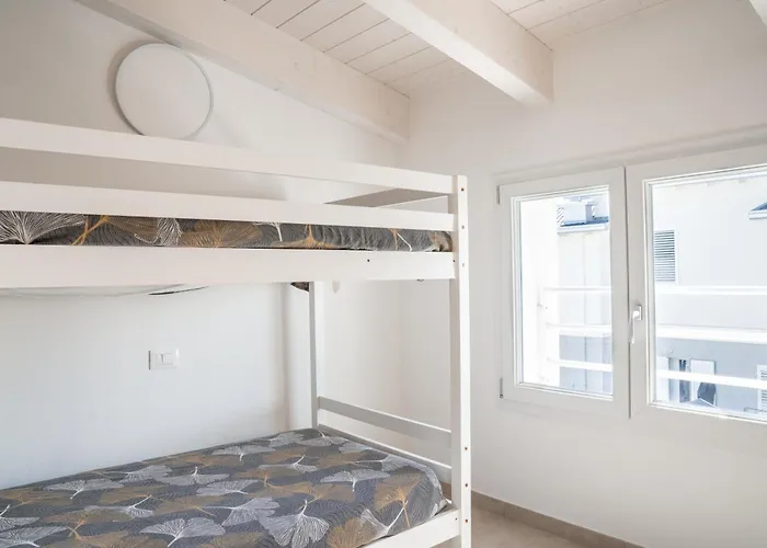 빌라 Guesthost - Ravenna Bright & Renewed Villino *